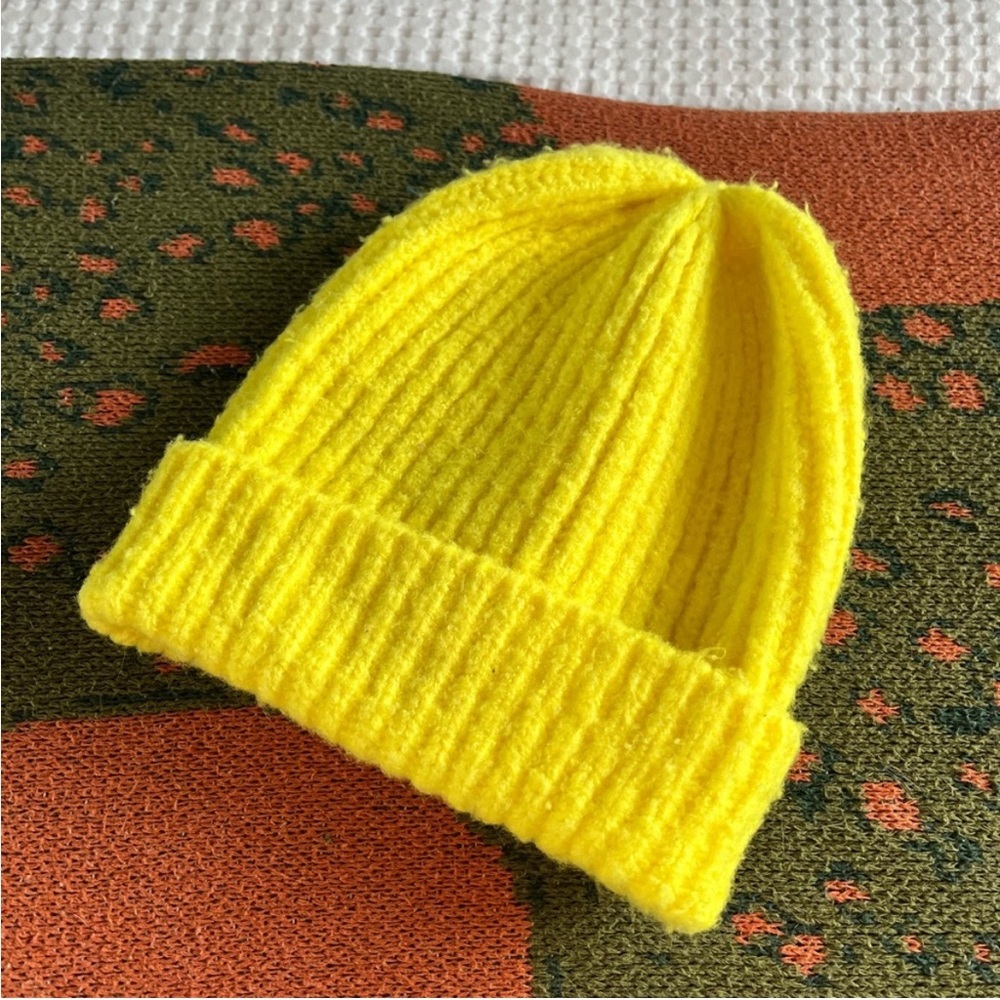 Zara || Neon Yellow Ribbed Knit Winter Hat